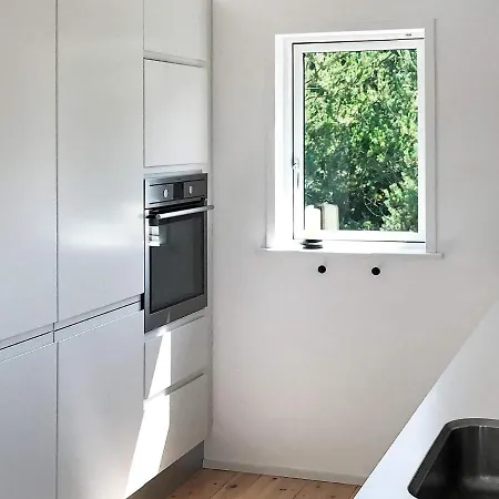 6 Person Holiday In
